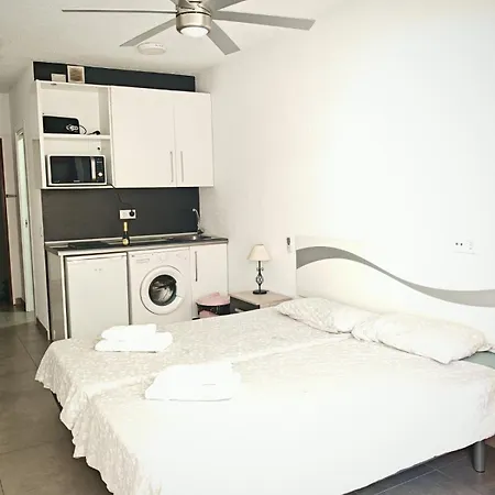 Apartment Port *